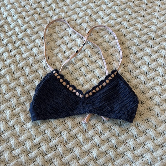 Crochet Bikini Top - Picture 1 of 3
